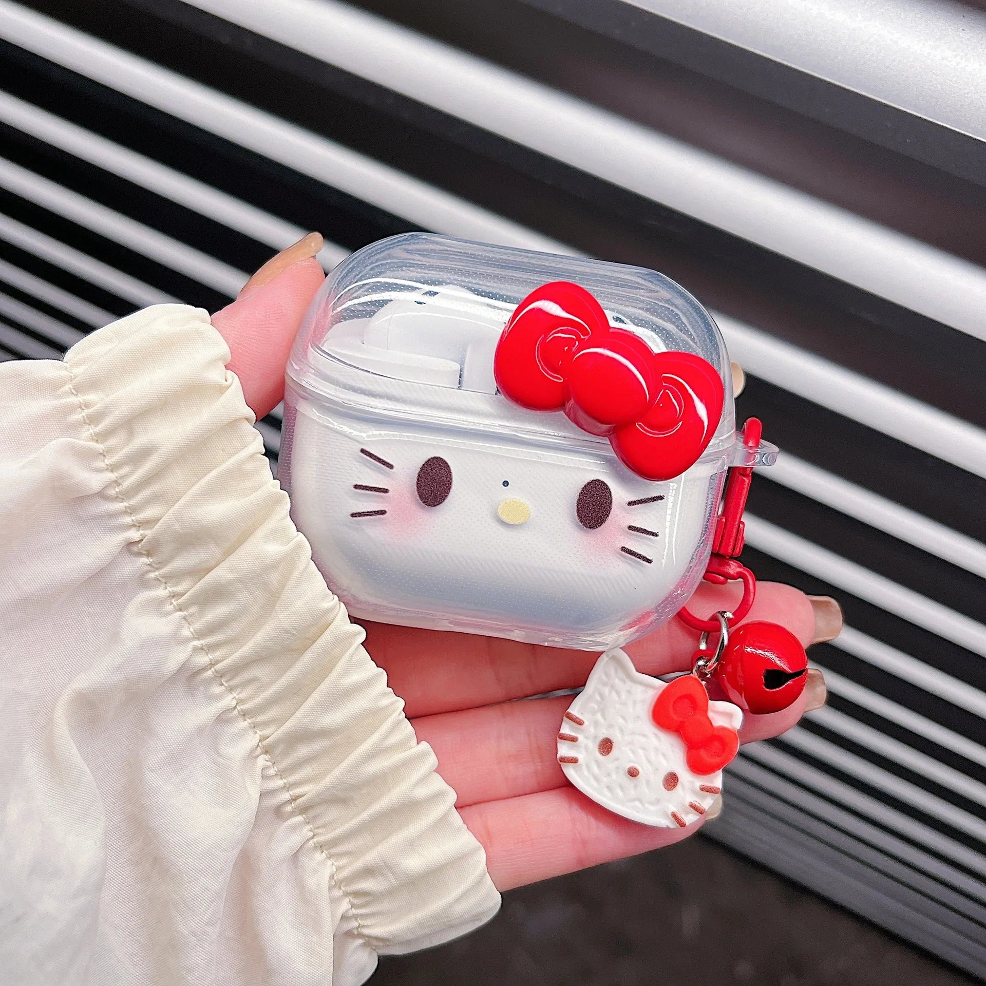 Hello Kittys tok samsung galay buds3 és Buds 3 pro-ra